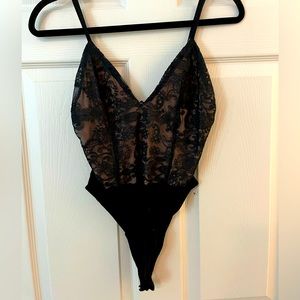 Lace body suit